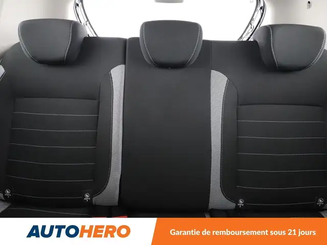 Dacia Sandero view 15