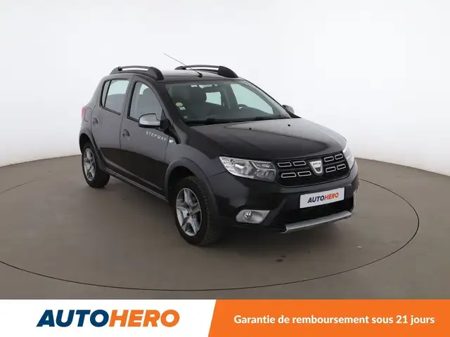 Dacia Sandero view 8