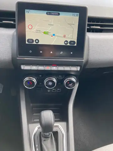 Renault Clio view 14