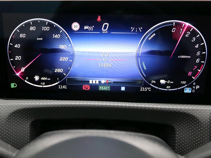 Mercedes-Benz CLA 250 e Business Solution AMG / Panaroma-dak / Memory-St — photo 3