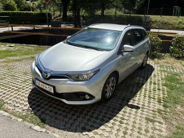 1.6 D-4D Touring Sports Comfort