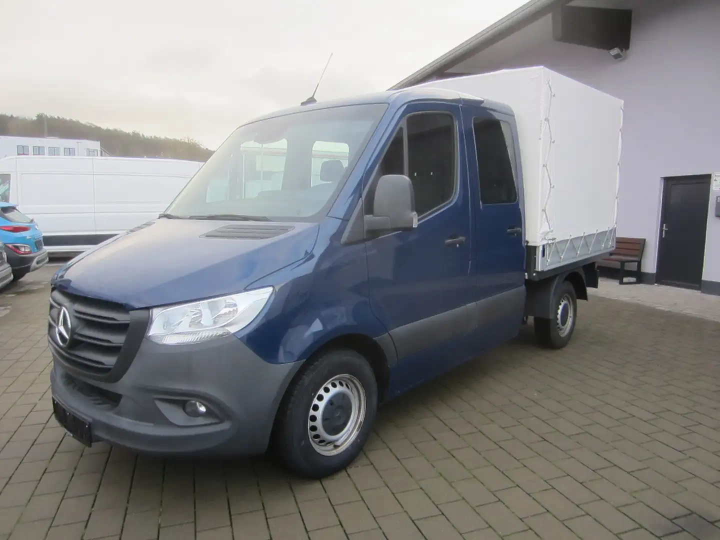 Mercedes-Benz Sprinter DoKa,215 CDI ,6Sitz,Klima,GRA,AHK,SH Blau - 1