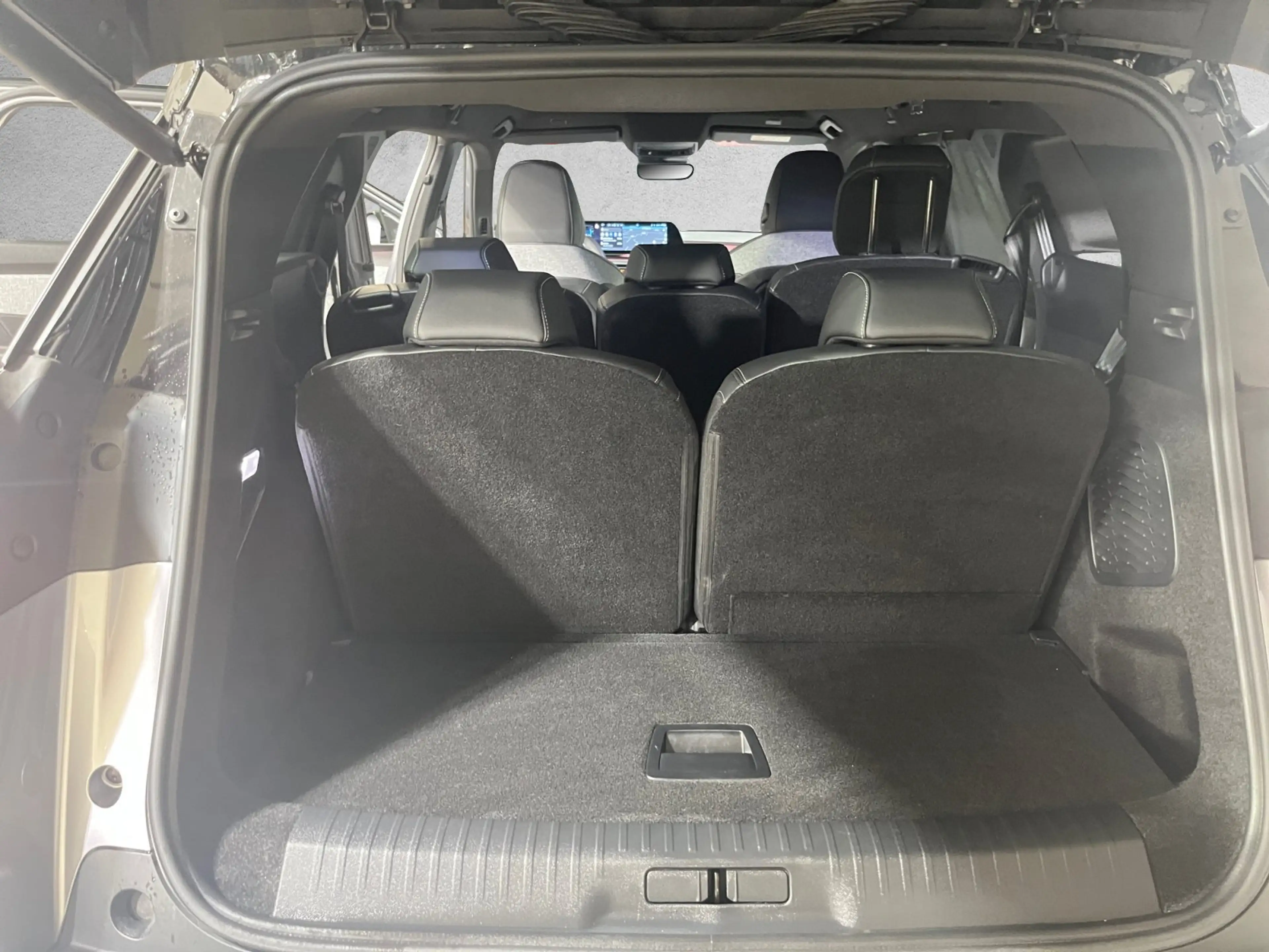Peugeot 5008 1.2 136 W GT ACC LED Navi SHZ 2xKlima Kam. — photo 14