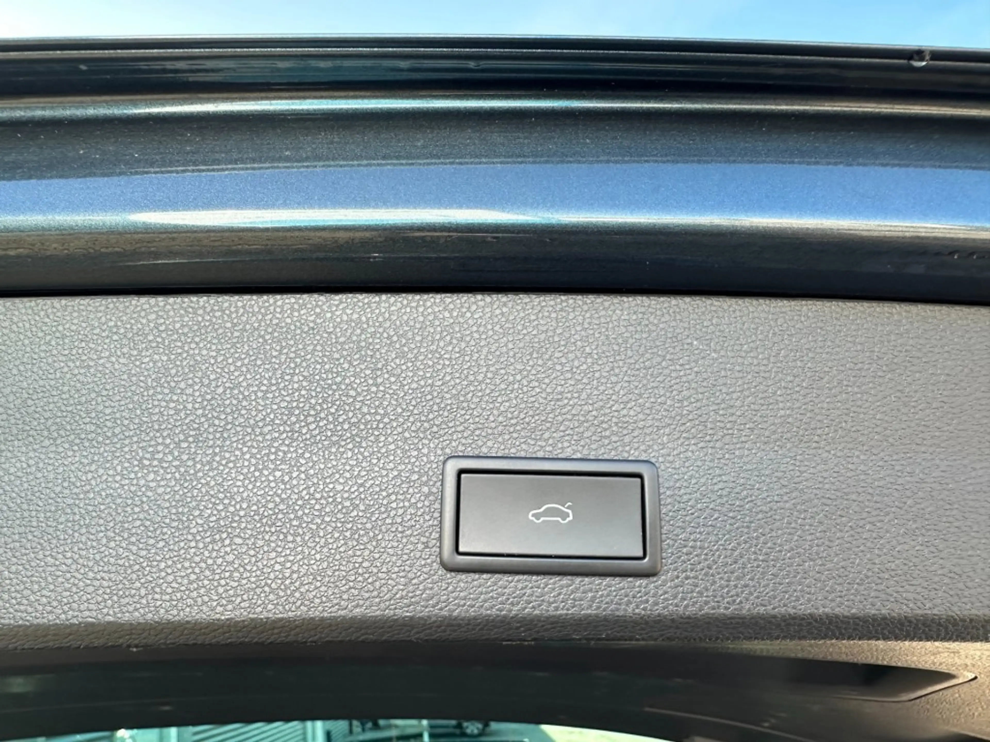 SEAT Ateca 1.5 TSI FR Business Intense  Pano  Trekhaak  360 c — photo 28