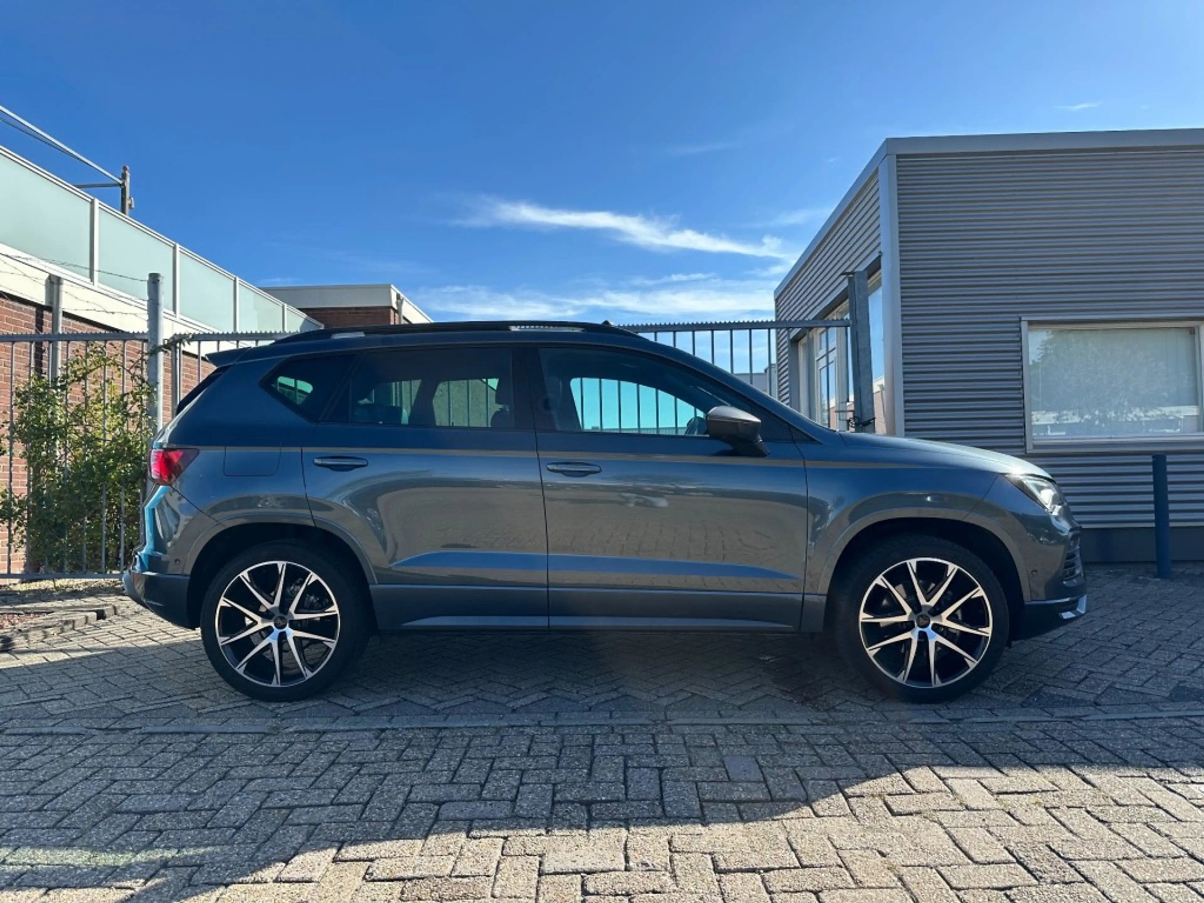 SEAT Ateca 1.5 TSI FR Business Intense  Pano  Trekhaak  360 c — photo 31