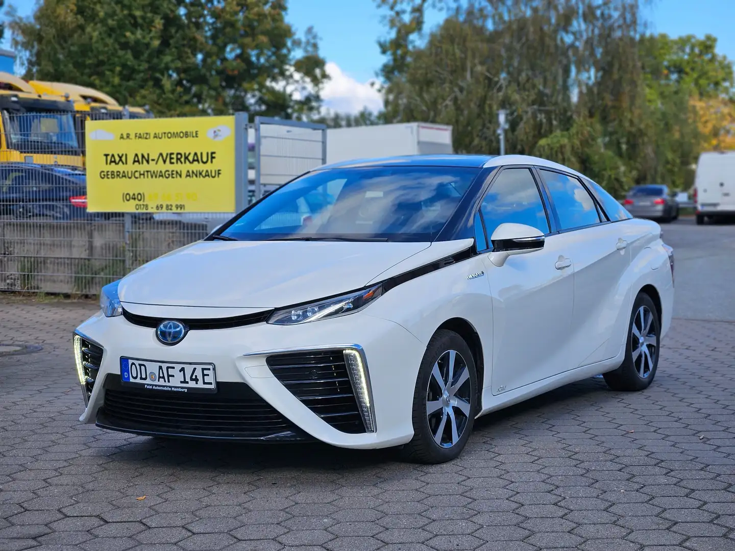Toyota Mirai Mirai H2 LED JBL KFZ Steuer Frei Wasserstoff Perll Weiß - 1
