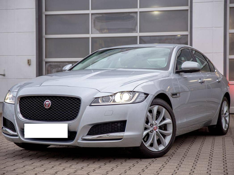 Jaguar XF 20d Prestige