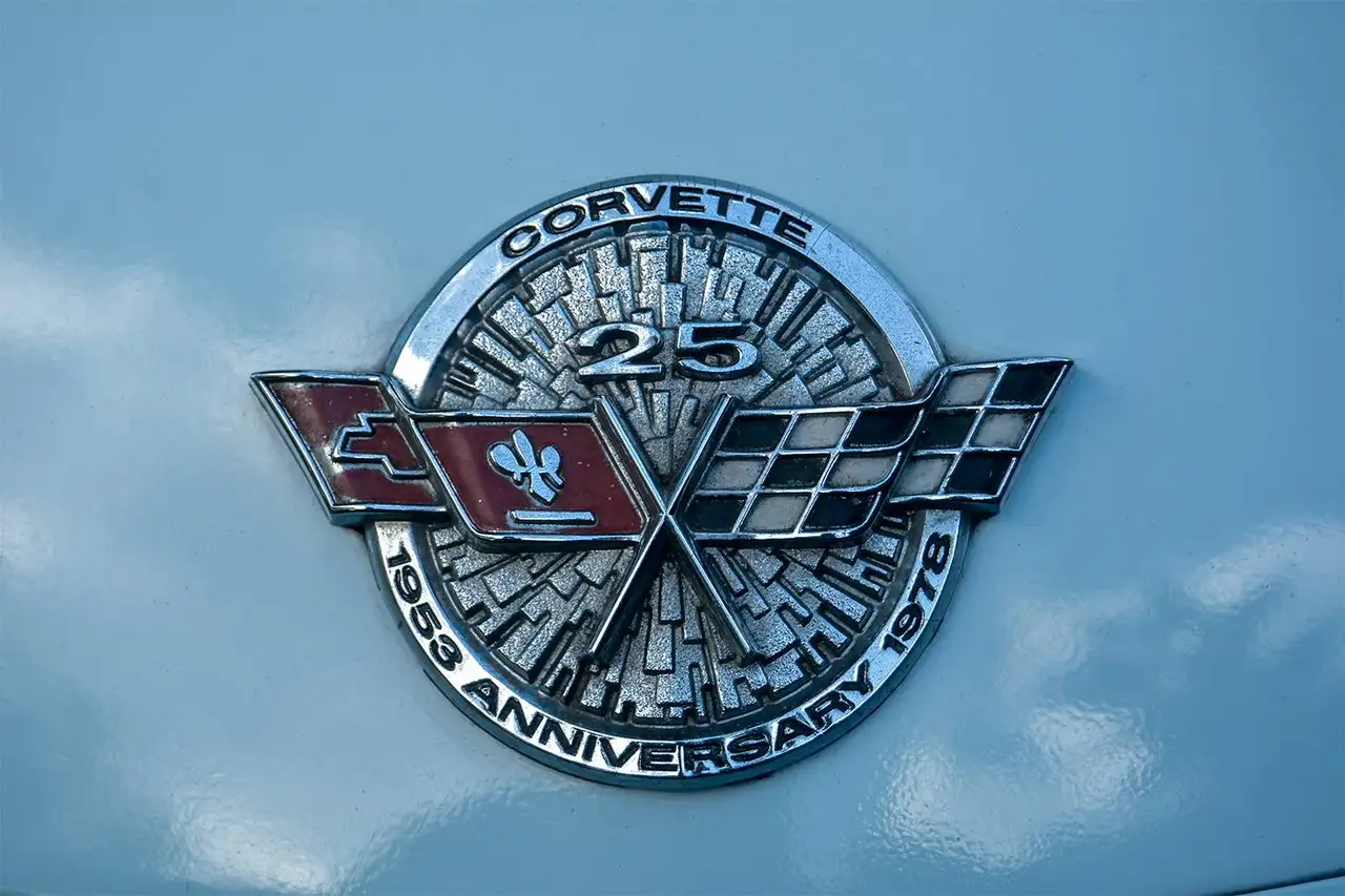 Chevrolet Corvette C3 25th Anniversary Edition, foto 5