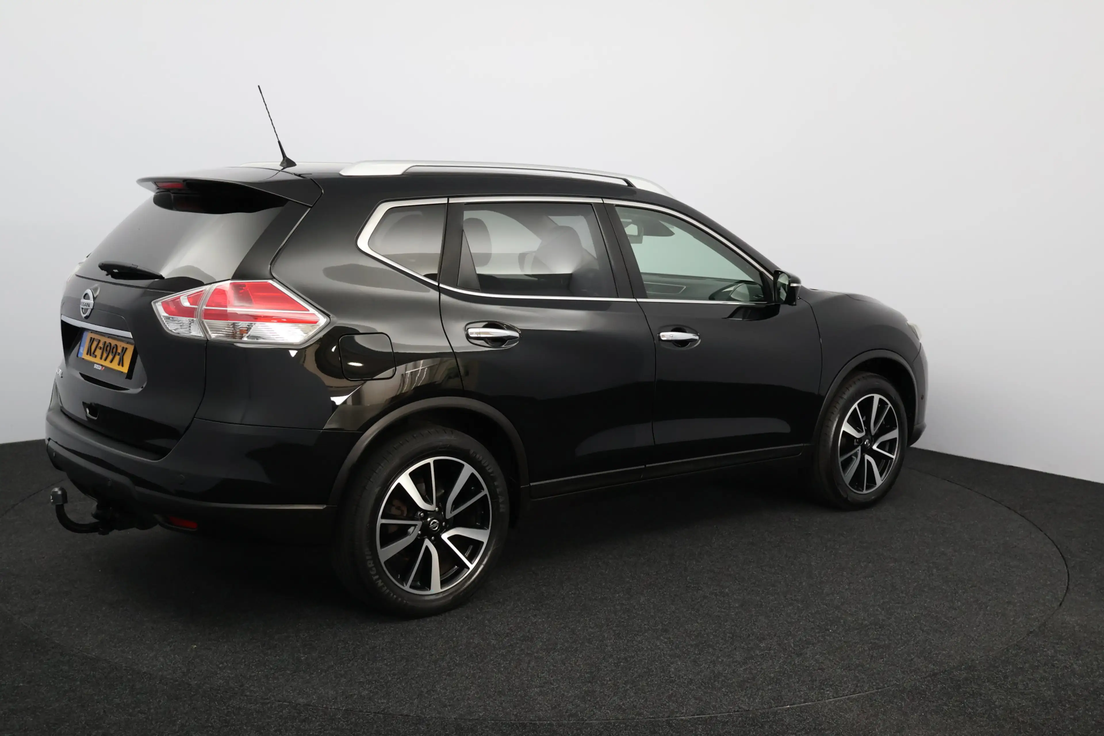 Nissan X-Trail 1.6 DIG-T Tekna /Trekhaak! /Pano-Dak /Camera /LED — photo 11