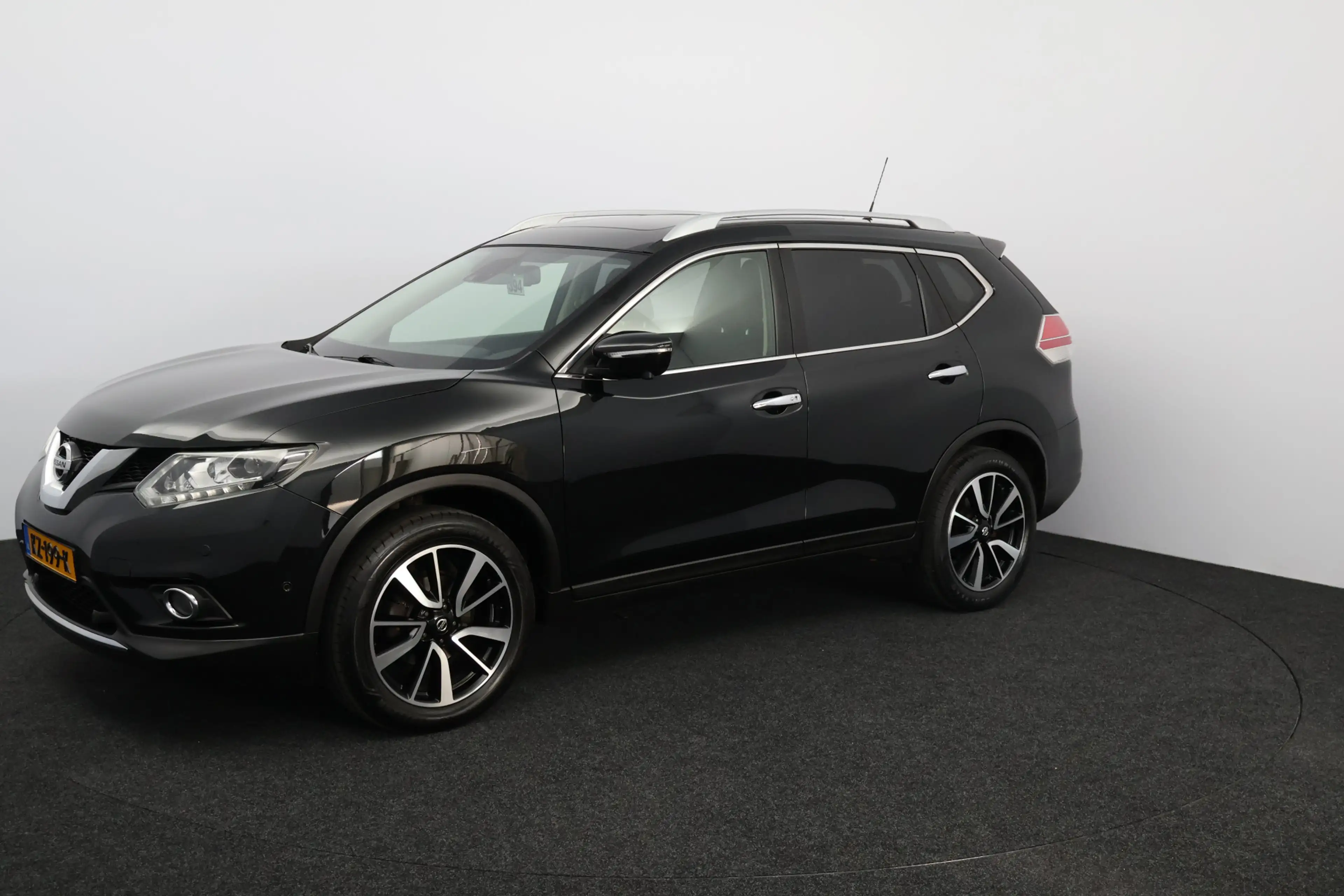 Nissan X-Trail 1.6 DIG-T Tekna /Trekhaak! /Pano-Dak /Camera /LED — photo 5
