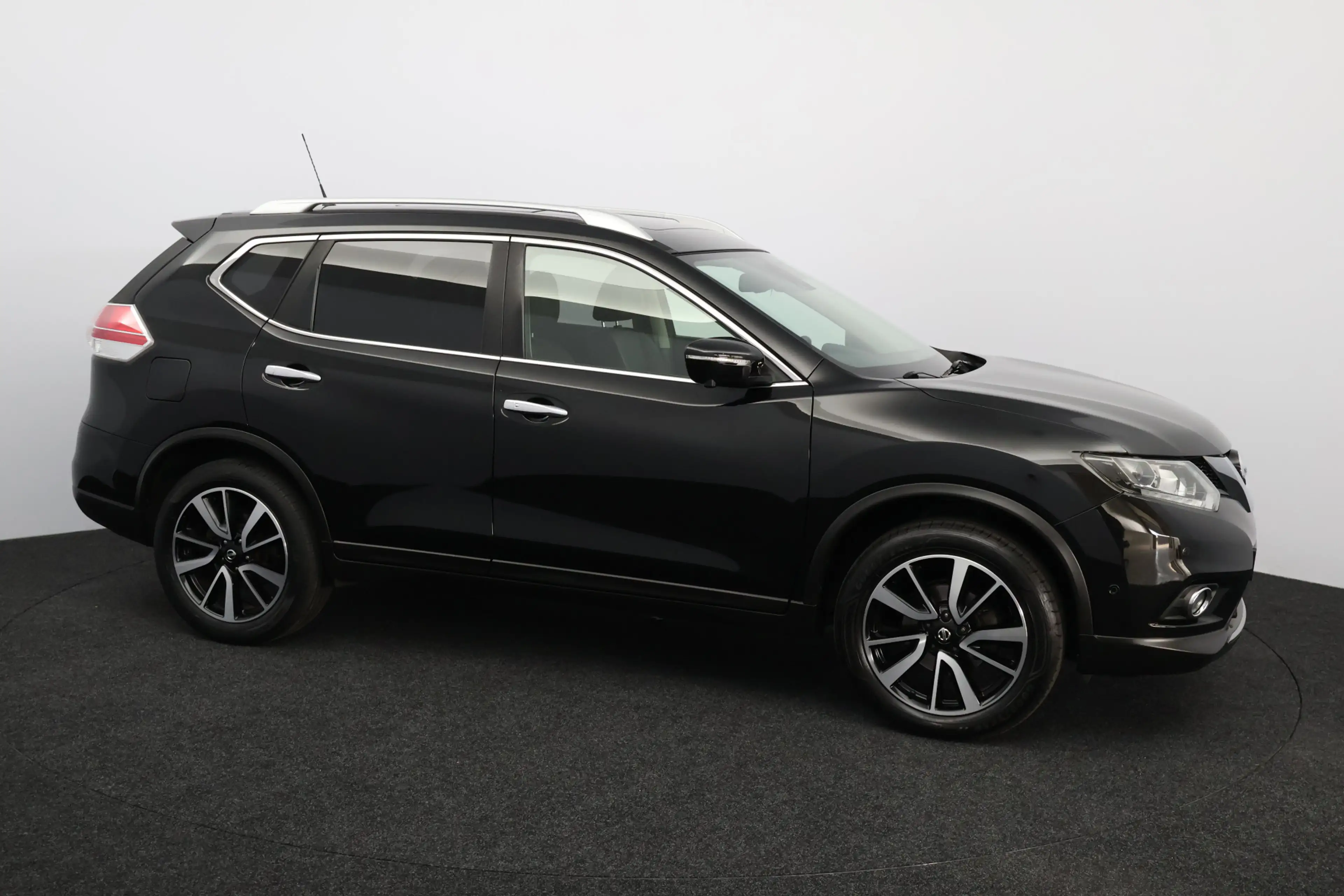 Nissan X-Trail 1.6 DIG-T Tekna /Trekhaak! /Pano-Dak /Camera /LED — photo 9