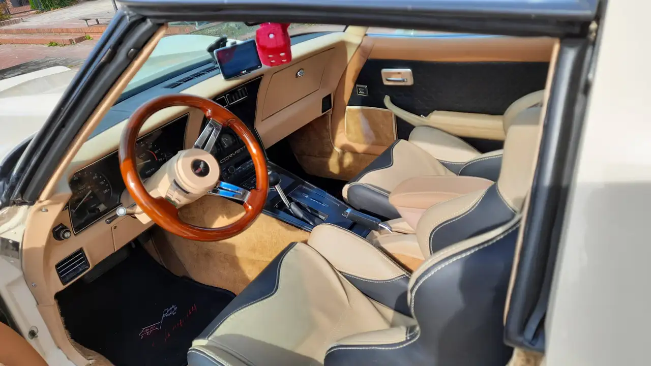 Chevrolet Corvette C3, foto 8