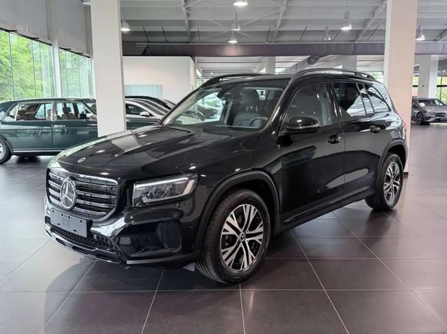 mercedes-benz glb