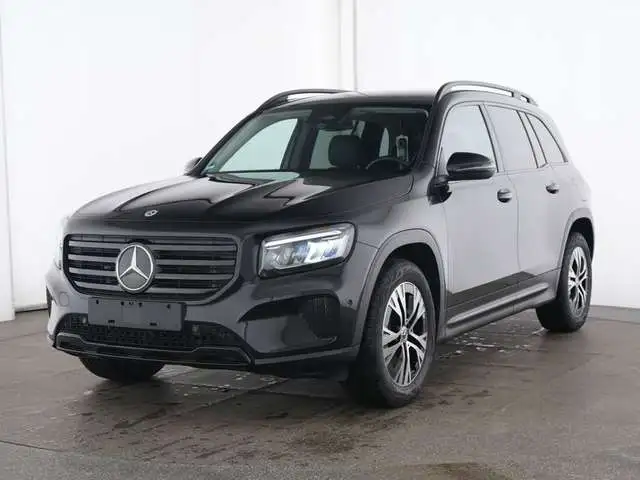 Mercedes-Benz GLB 180 Progressive 7 Seats, Night Pack, Camera, Led