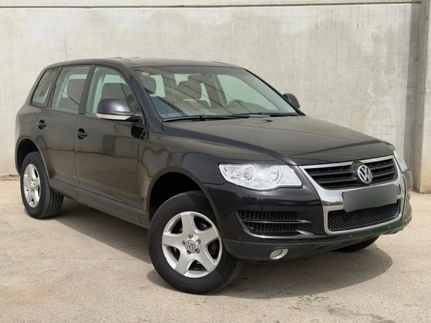 Volkswagen Touareg 2.5TDI R5 Negro - 2
