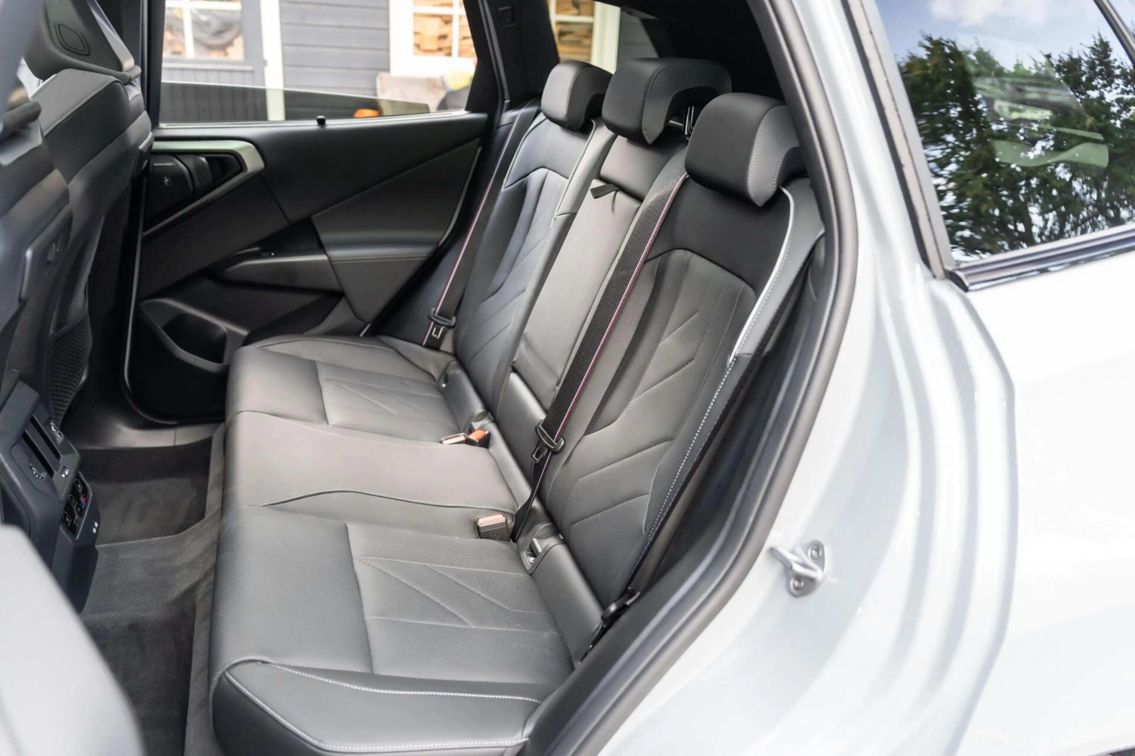 BMW X3 30e xDrive M Sport Pro 360 H&K 20" individual — photo 23