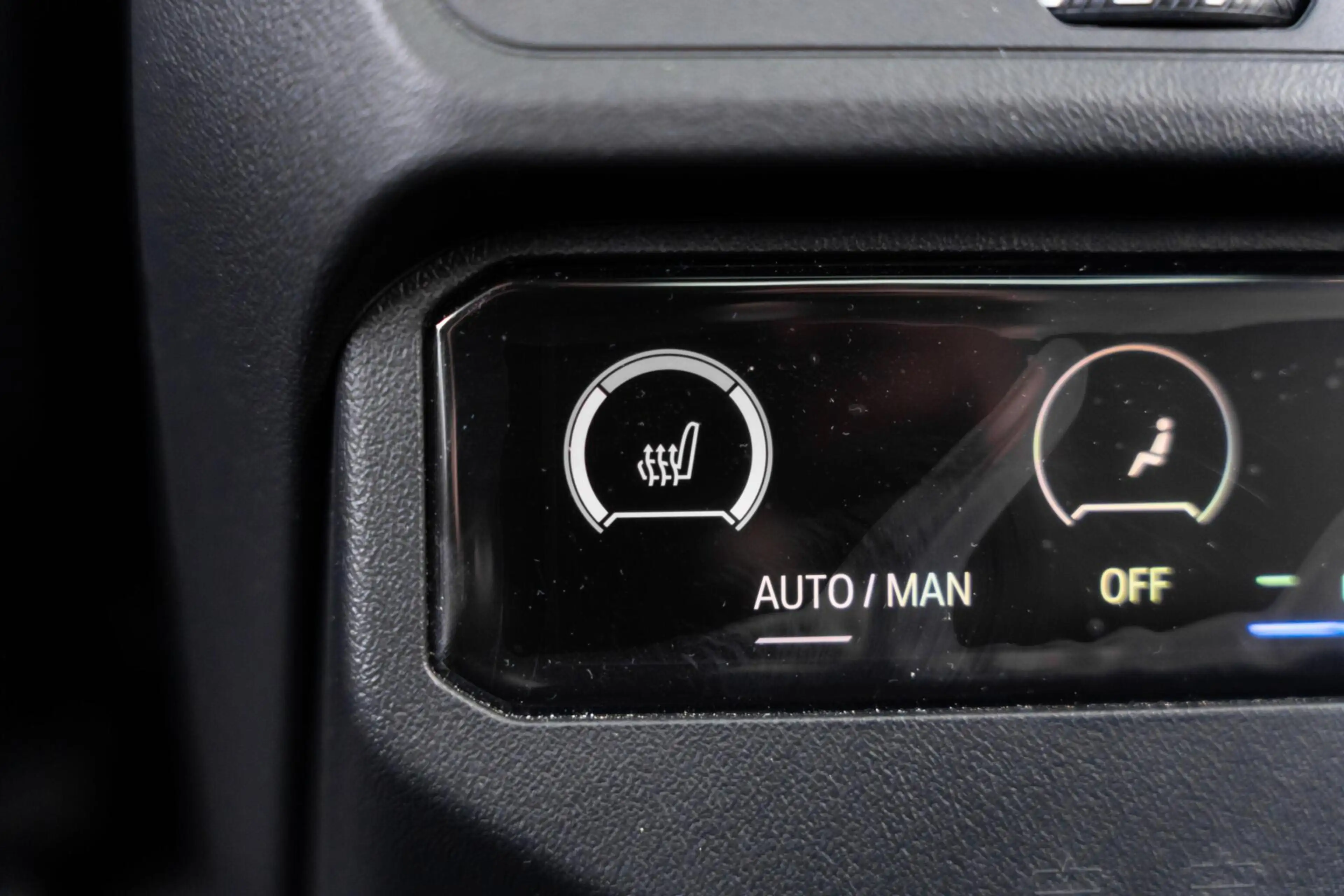 BMW X3 30e xDrive M Sport Pro 360 H&K 20" individual — photo 25