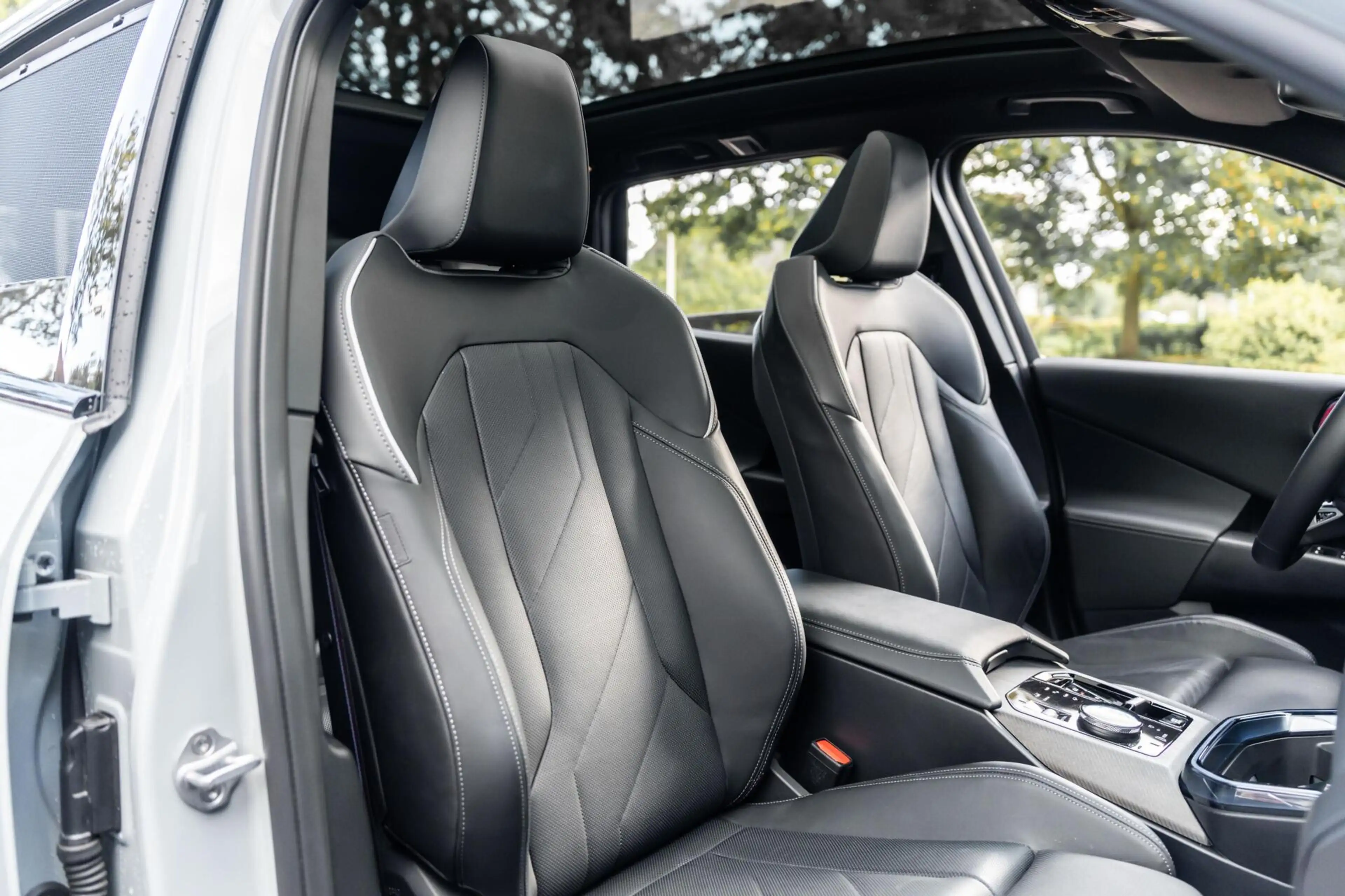 BMW X3 30e xDrive M Sport Pro 360 H&K 20" individual — photo 21