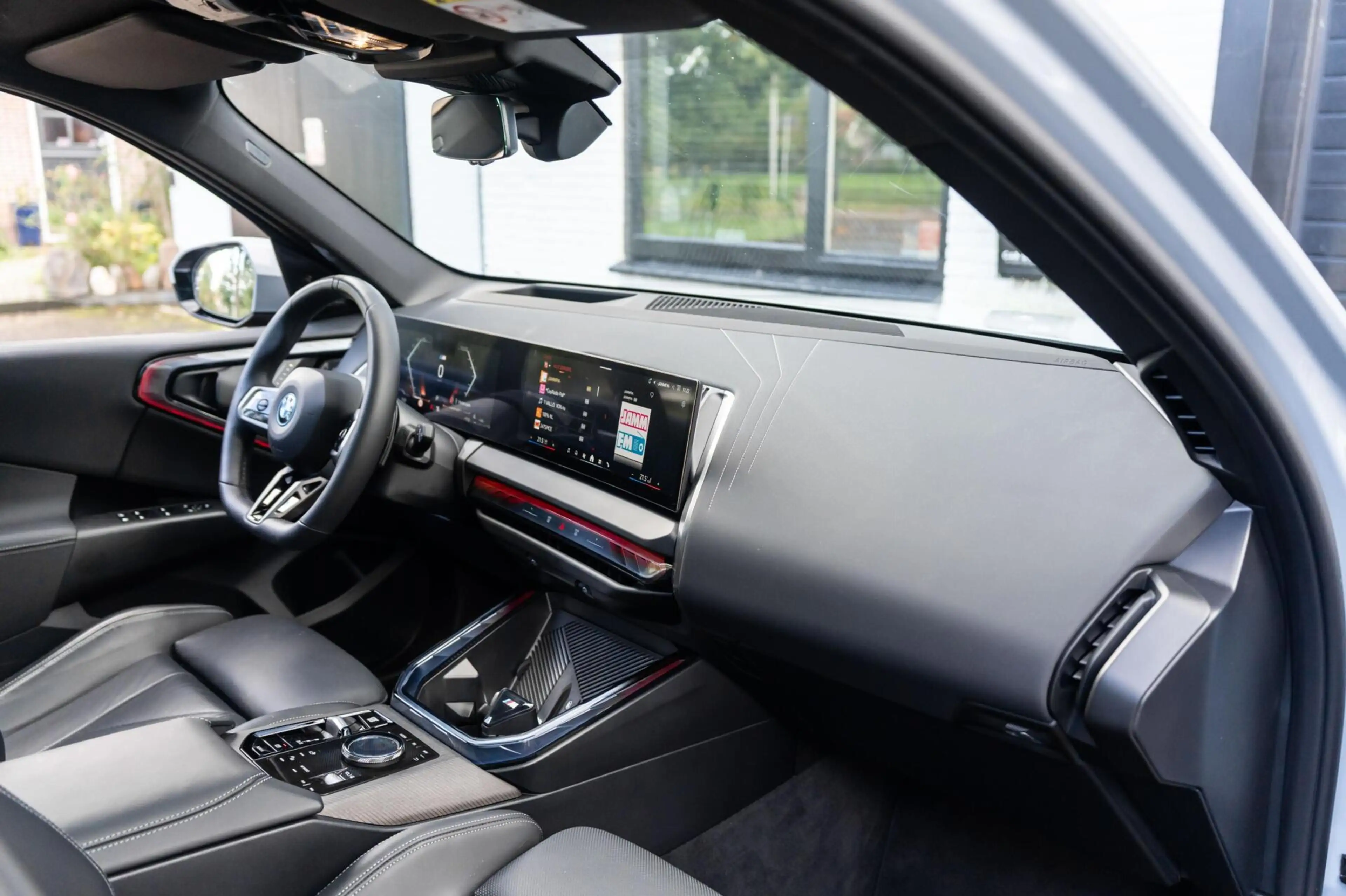 BMW X3 30e xDrive M Sport Pro 360 H&K 20" individual — photo 13