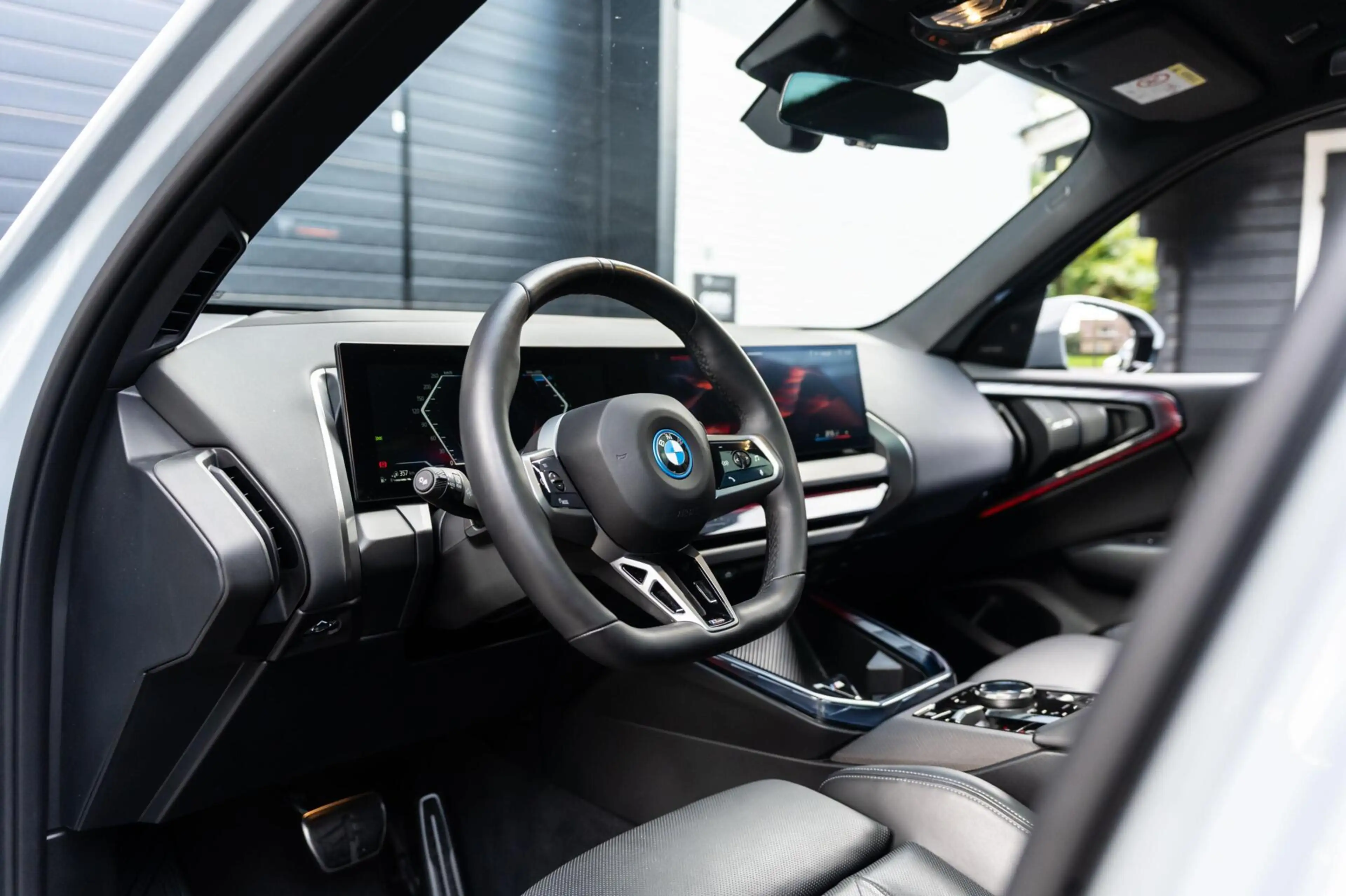 BMW X3 30e xDrive M Sport Pro 360 H&K 20" individual — photo 12