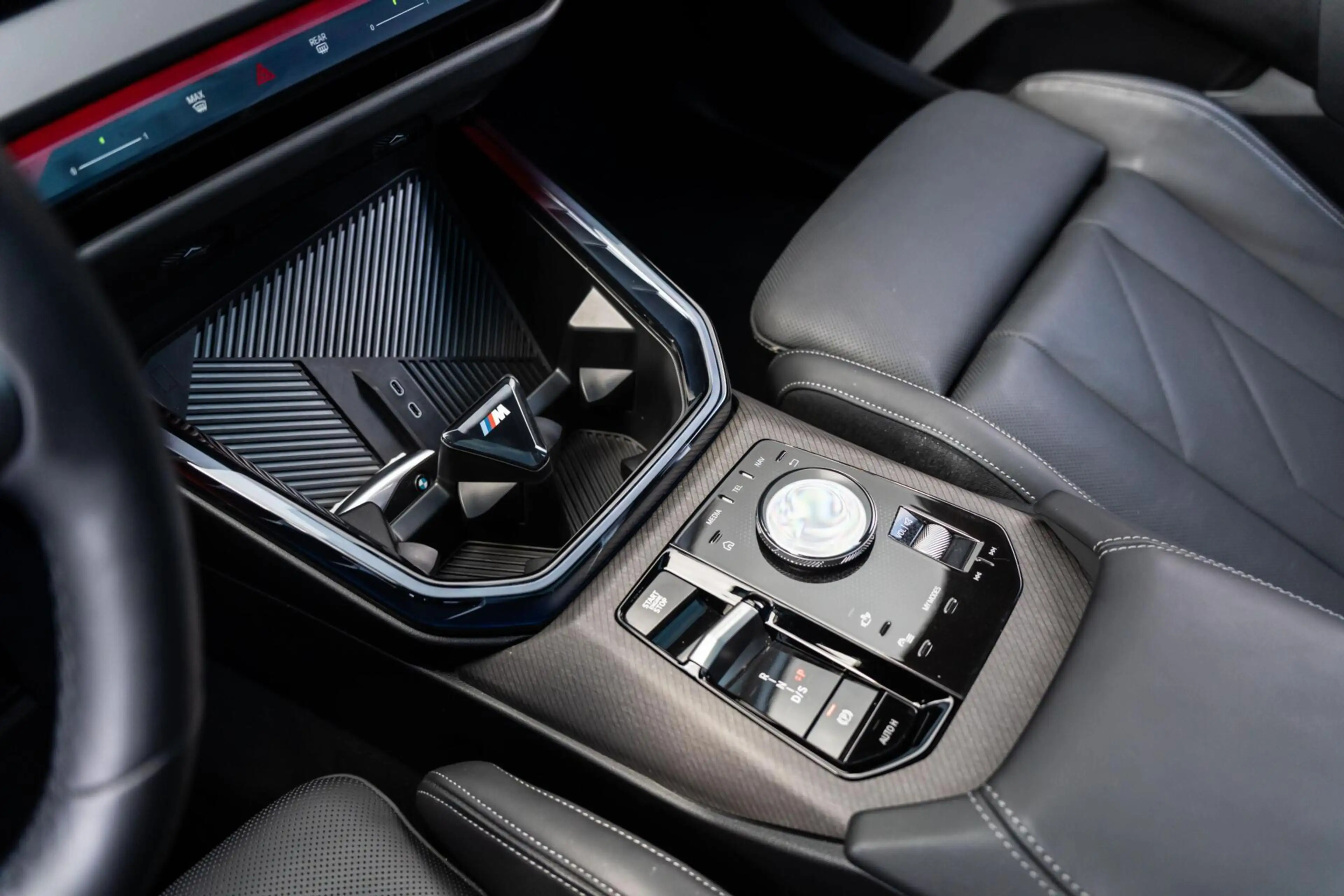 BMW X3 30e xDrive M Sport Pro 360 H&K 20" individual — photo 46