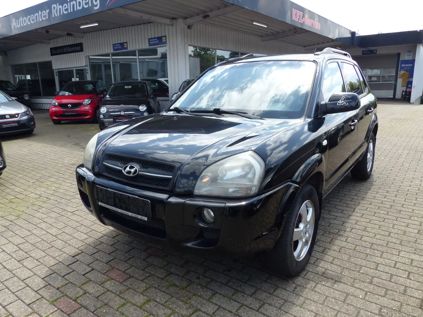 Hyundai TUCSON 2.0 1.Hand TÜV Schwarz - 1