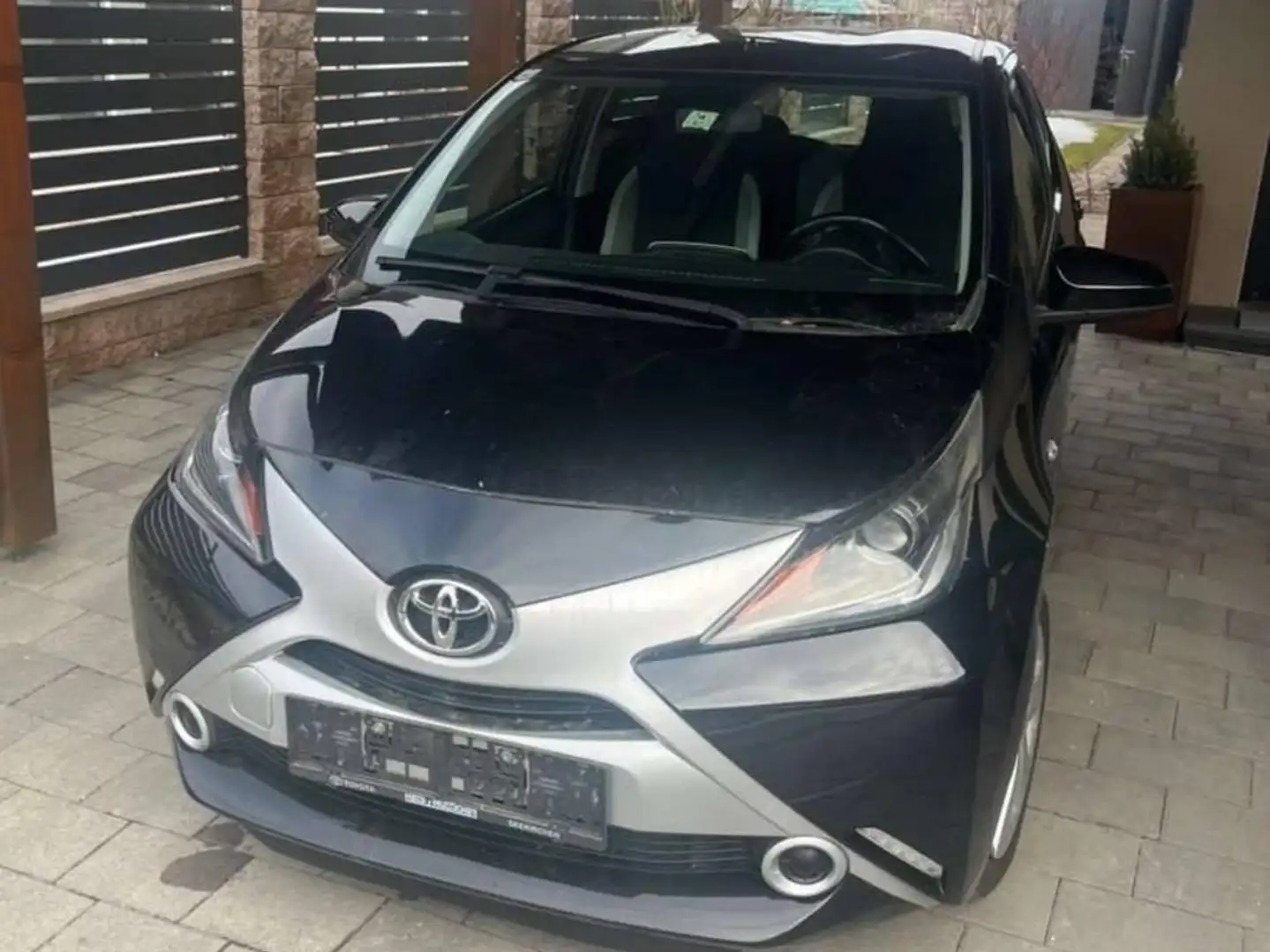 Toyota Aygo Aygox-play Schwarz - 1