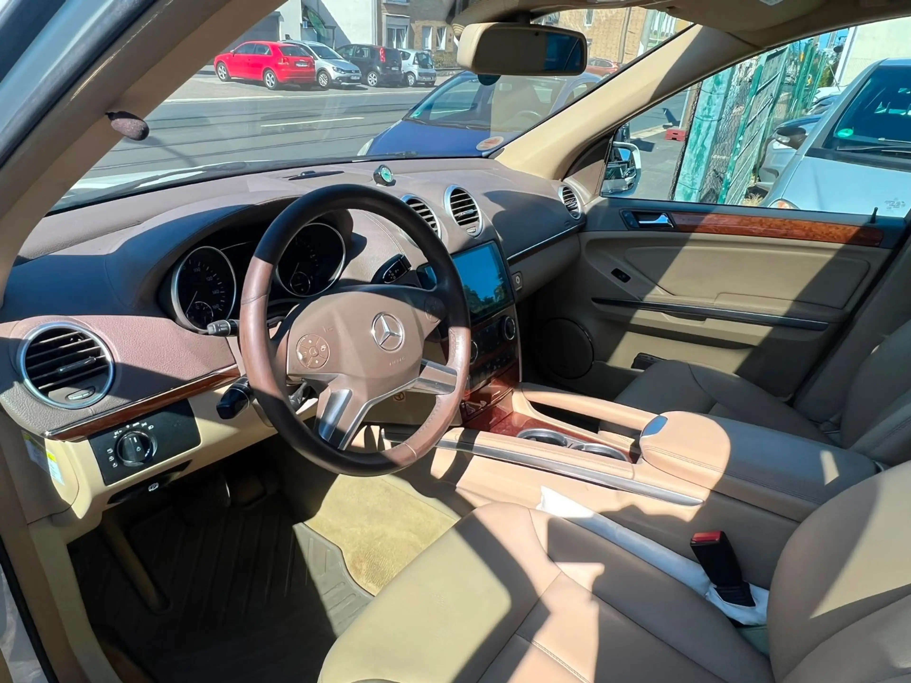 Mercedes-Benz GL 350 BlueTEC 4MATIC *TÜV NEU* — photo 7