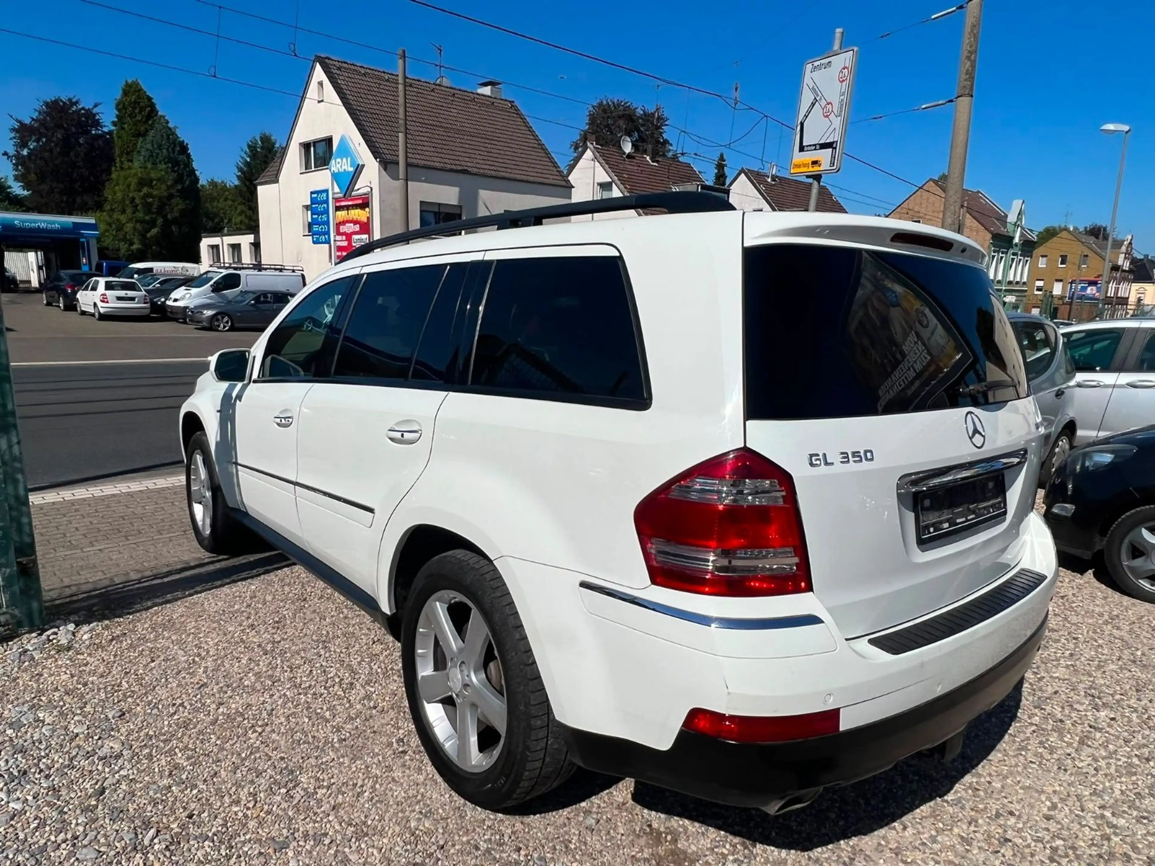 Mercedes-Benz GL 350 BlueTEC 4MATIC *TÜV NEU* — photo 4