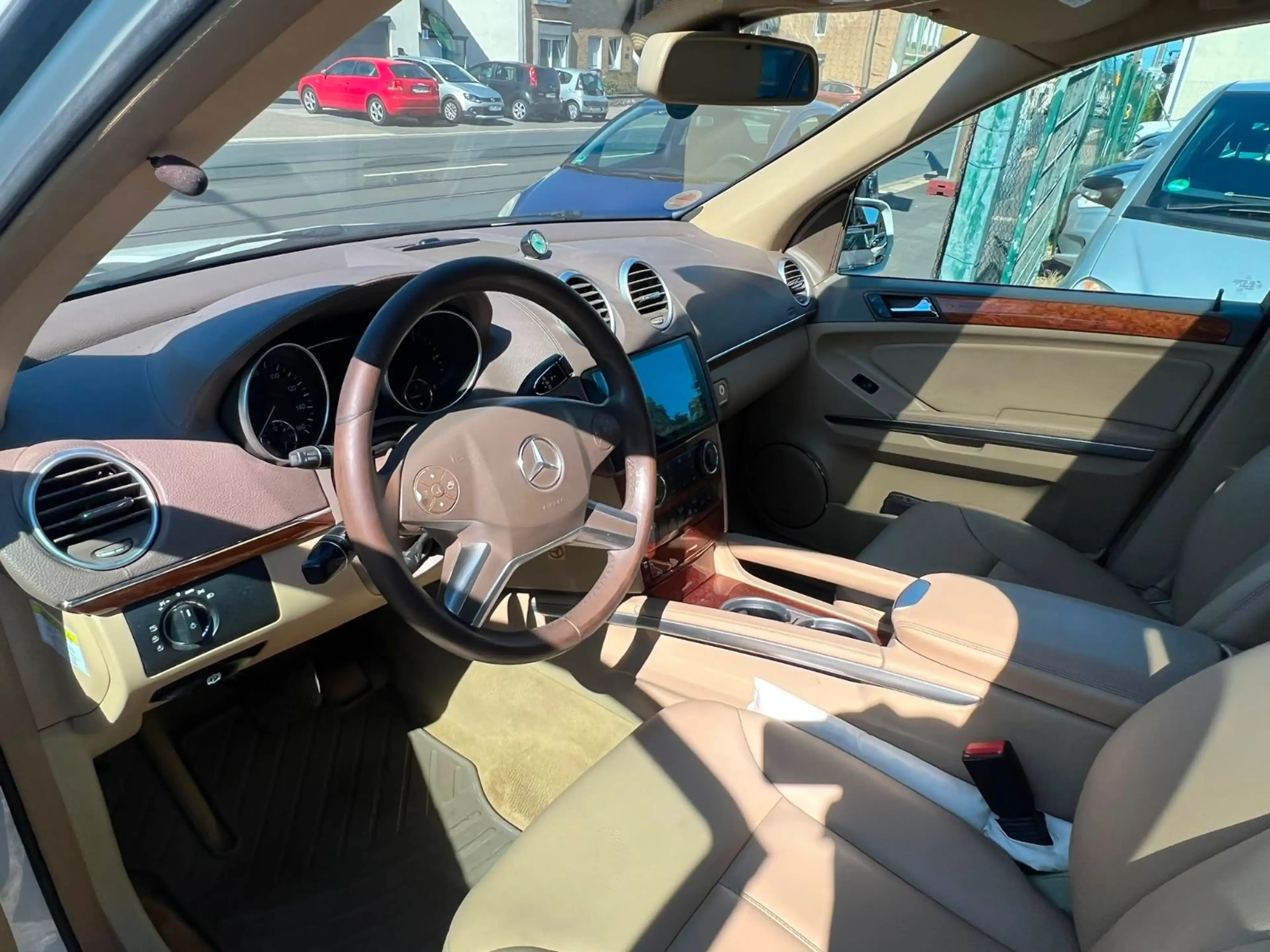 Mercedes-Benz GL 350 BlueTEC 4MATIC *TÜV NEU* — photo 8