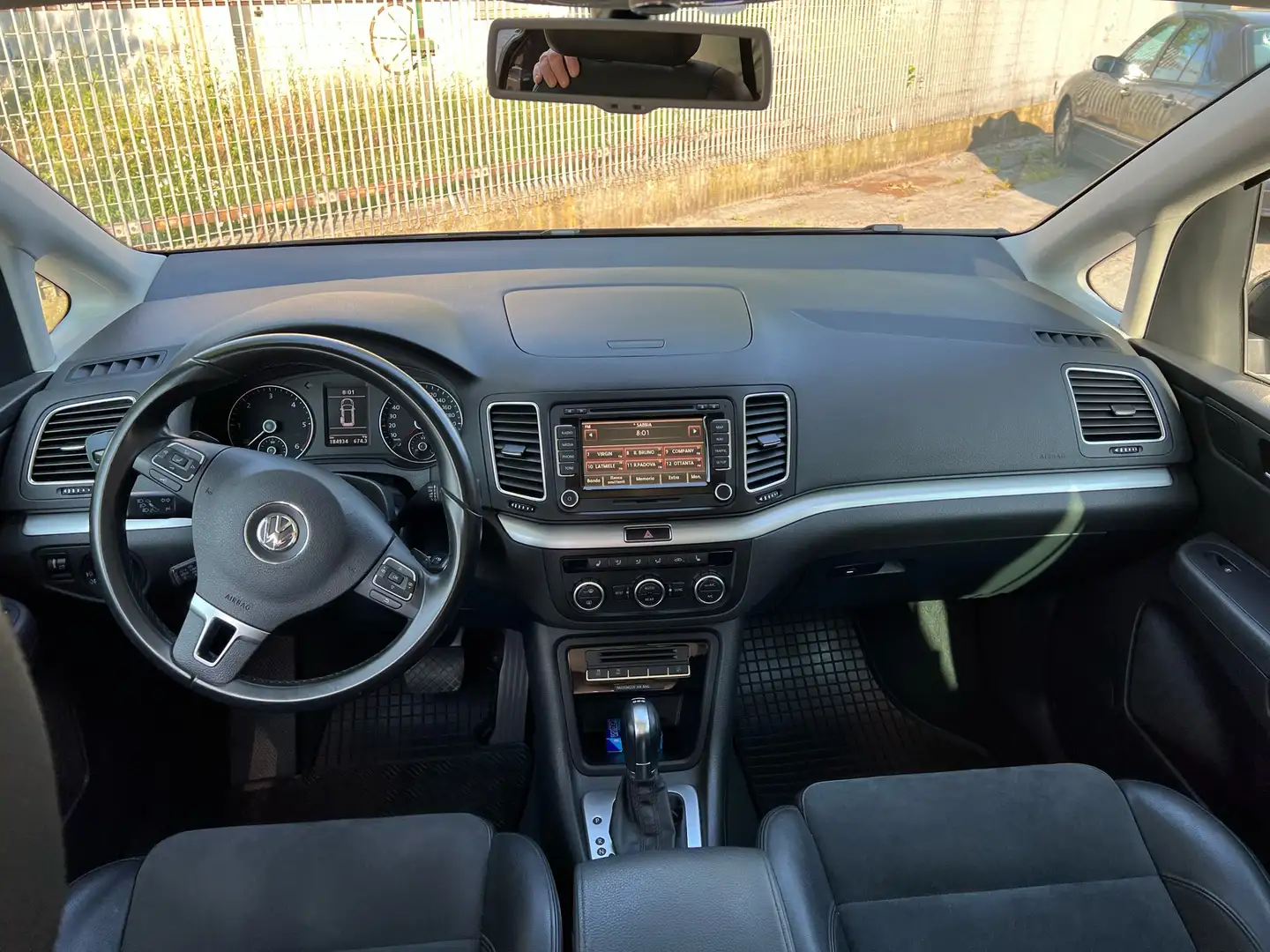 Volkswagen Sharan Noir - 2