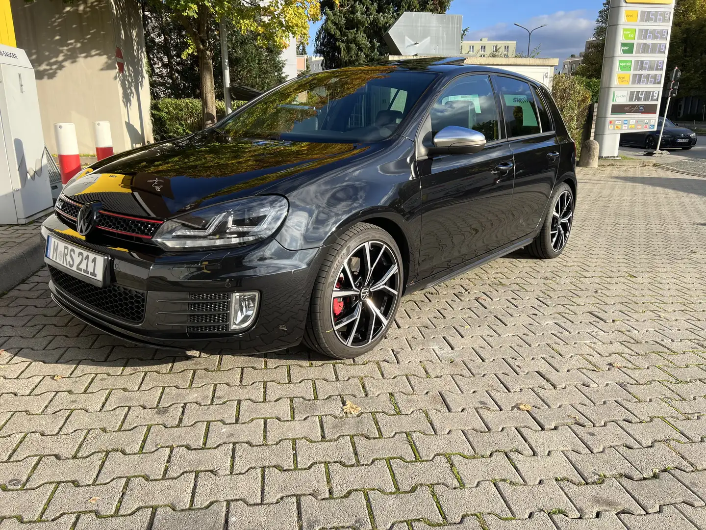 Volkswagen Golf GTI DSG VOLLAUSSTATTUNG TÜV 01/27 Scheckheft Pano - 1