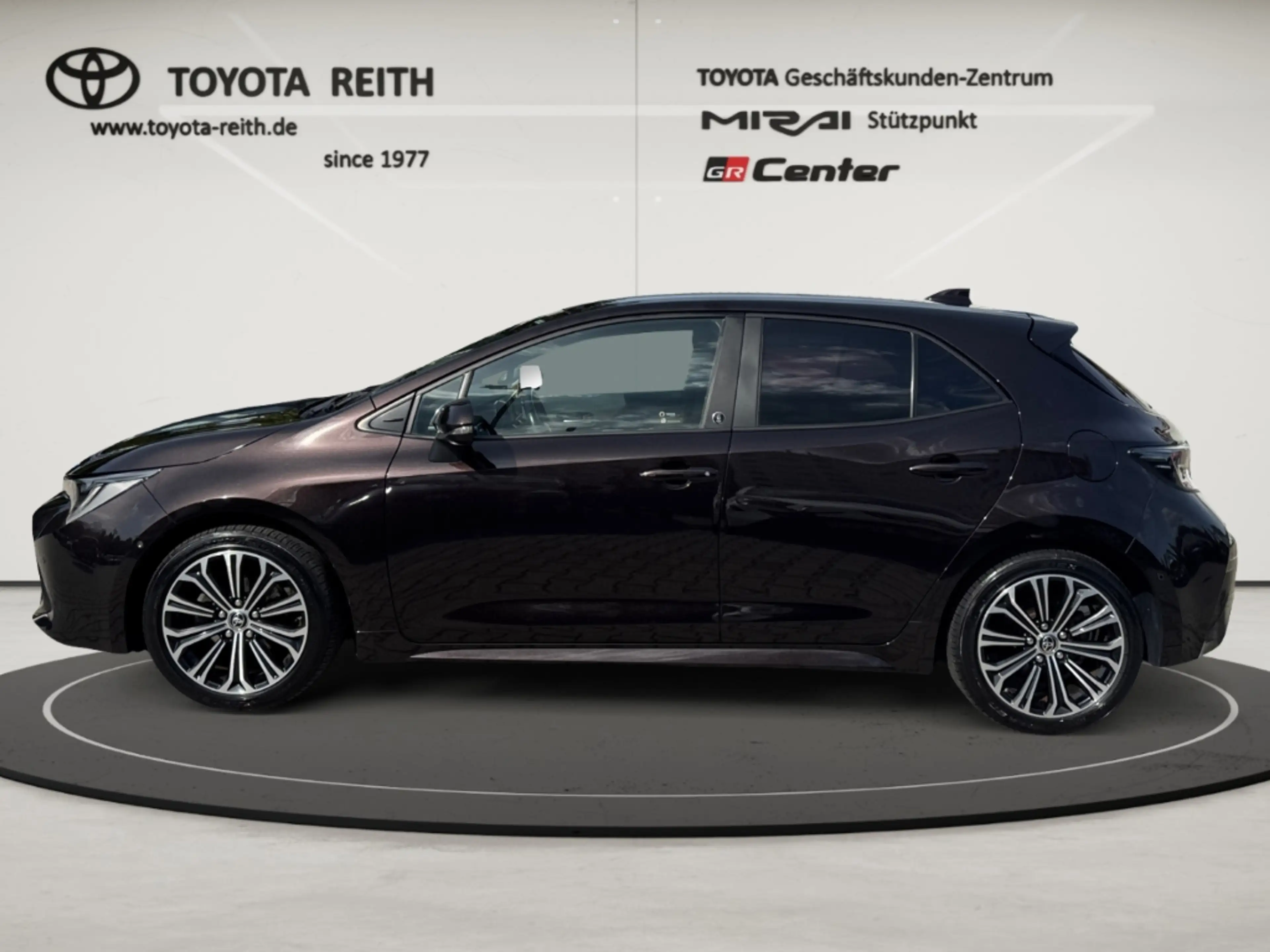 Toyota Corolla Hybrid Team D Navi LED ACC Apple CarPlay Android A — photo 2