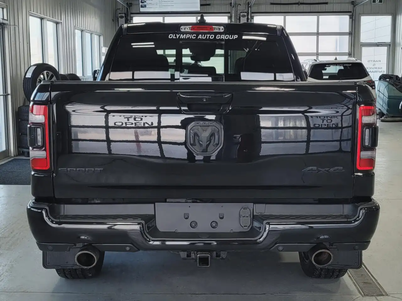 RAM 1500 снимка RAM 1500