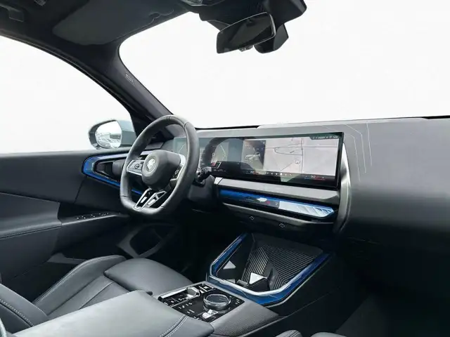 BMW X3 view 10