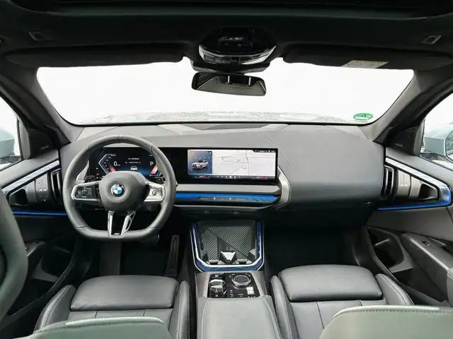 BMW X3 view 11