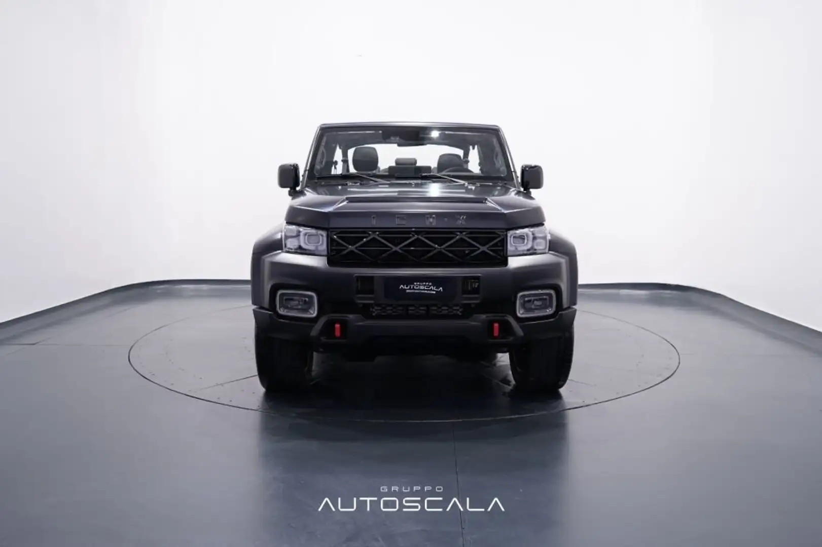 ICH-X K2 2.0 Turbo Diesel 163cv C. Autom. 4x4  N1 AUTOCARRO Schwarz - 2