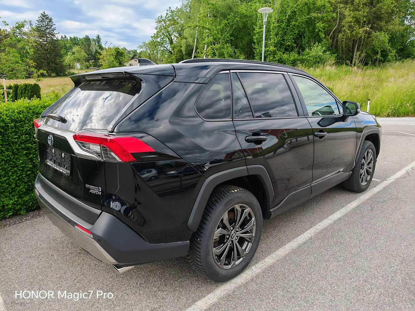Toyota RAV 4 RAV4 2,5 Hybrid Active Drive AWD 222PS Schwarz - 2