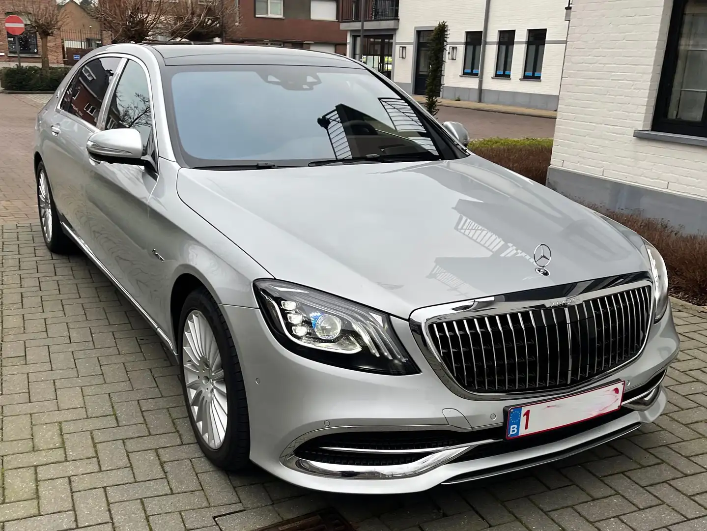 Mercedes-Benz Maybach S-Klasse S560 Long 4 Matic Argintiu - 1