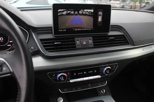 Audi Q5 view 19