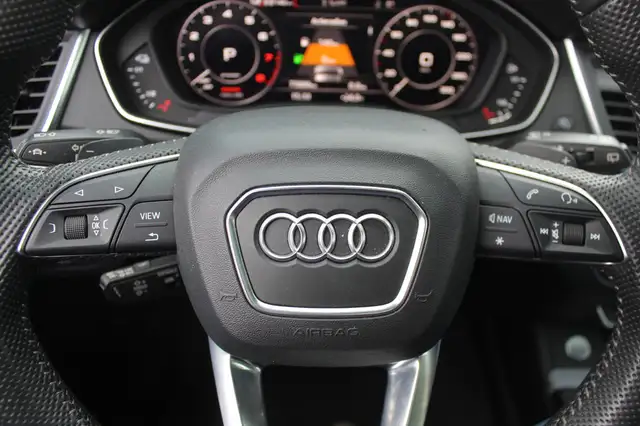 Audi Q5 view 30