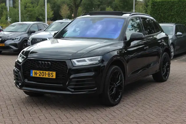 Audi Q5 view 7