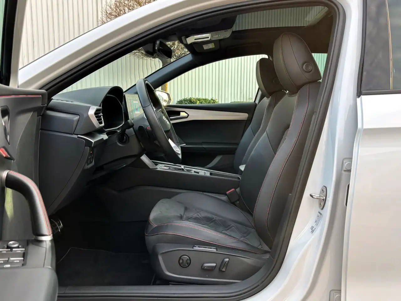 SEAT Leon 1.5eTSI DSG FR LED ACC eGSD KAM CarPlay SHZ 5
