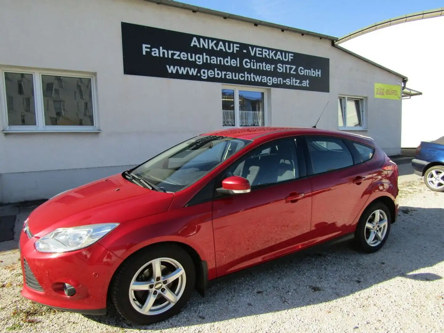 Ford Focus Trend Rouge - 1