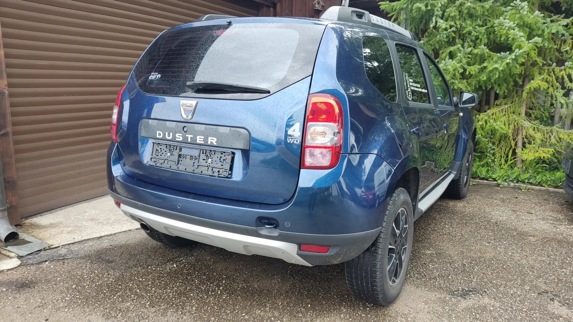 Dacia Duster Duster TCe 125 4x4 Blackshadow Blau - 2
