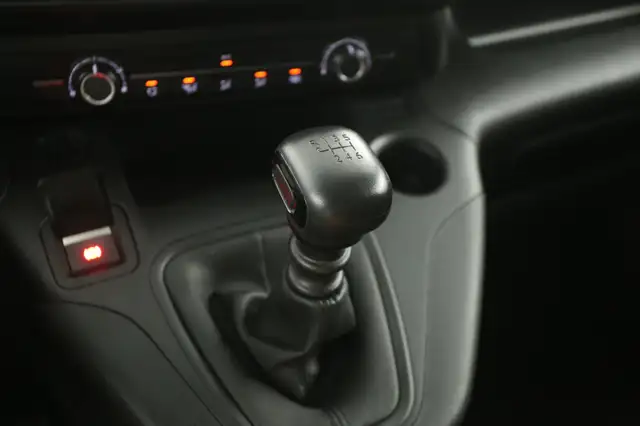 Opel Combo view 18