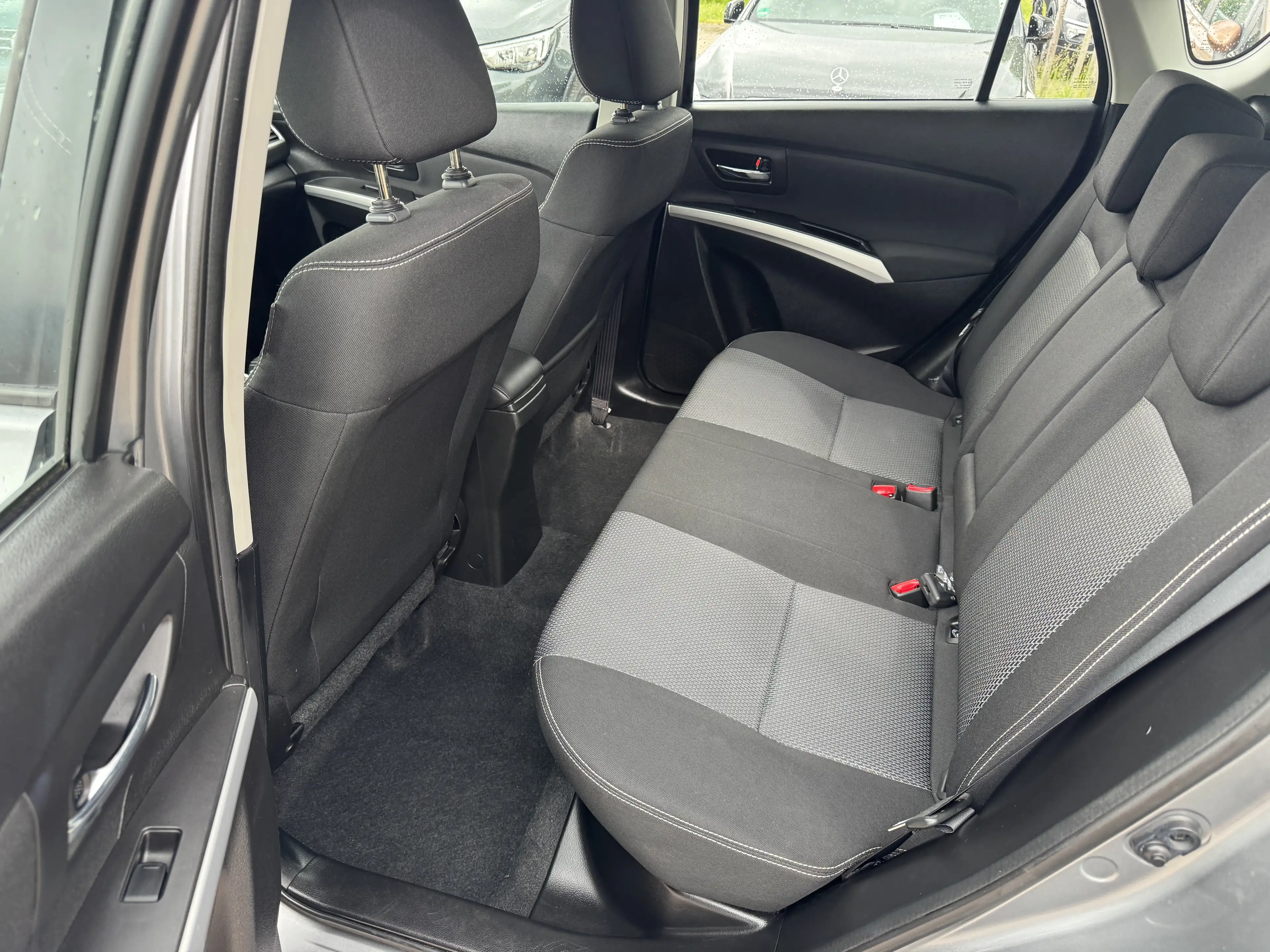 Suzuki SX4 S-Cross Comfort 4x4 — photo 9