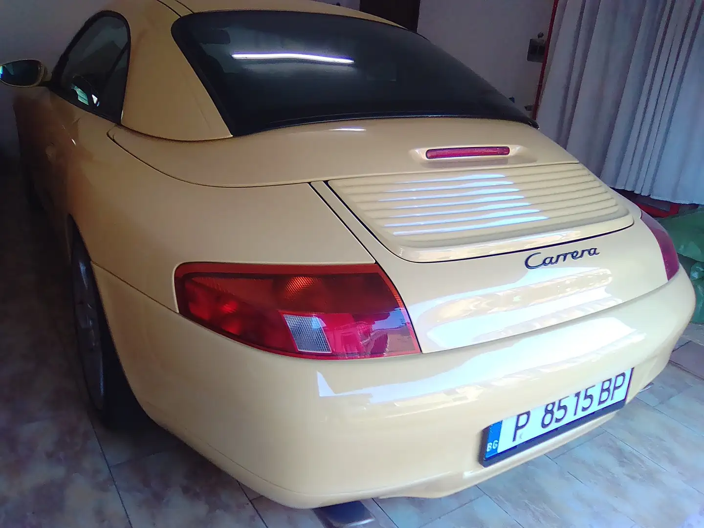 Porsche 996 cabrio Żółty - 1
