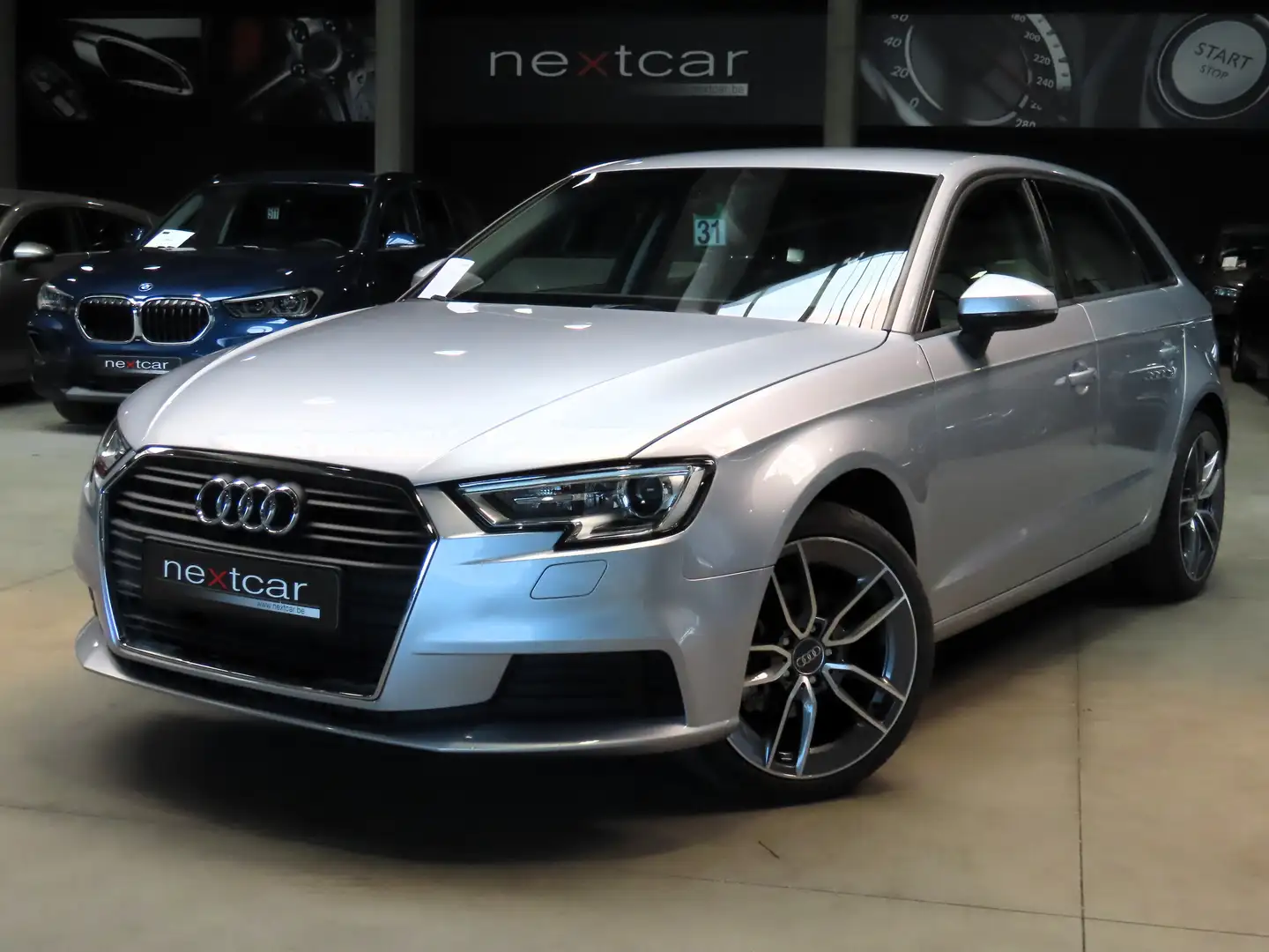 Audi A3 30TDi Sportback STronic *XENON-NAVI-CRUISE-CUIR* Argent - 1