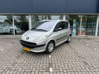 Peugeot 1007 1.6-16V Gentry Pack- nw.APK - nw. distributieriem
